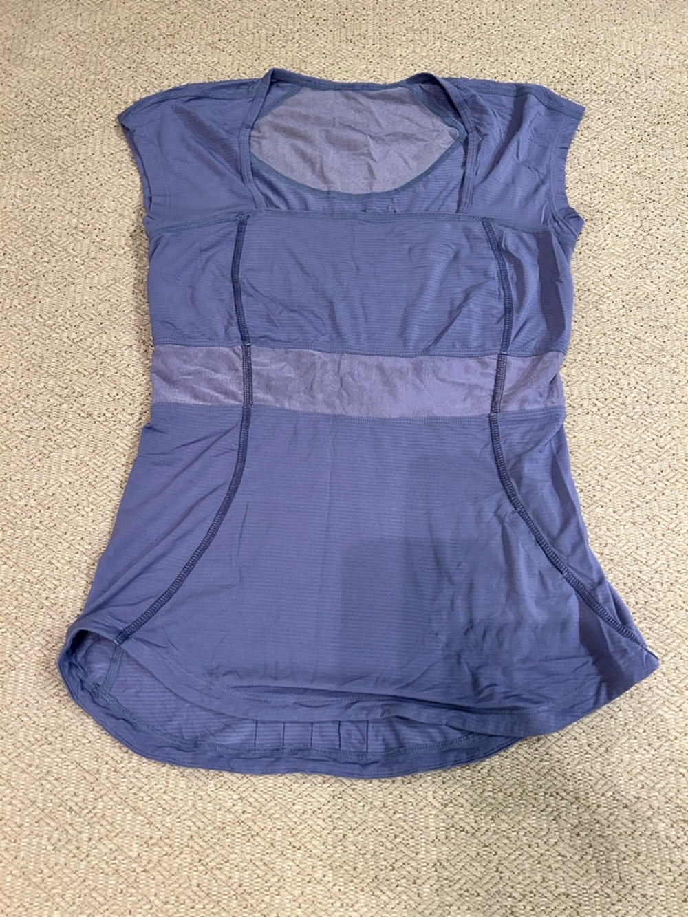 Lululemon Athletic Top Mesh Detail Size 4